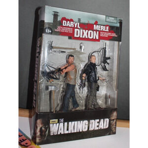 The Walking Dead Daryl And Merle Dixon With Crossbow Axe Prison Keys + More 2013